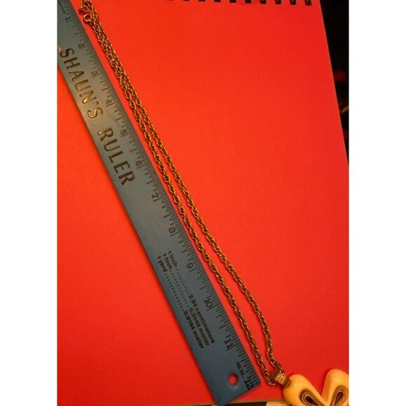 Sarah Coventry Gold-Tone Twisted Chain Necklace With Cream & Gold Cross Pendant - Picture 4 of 11